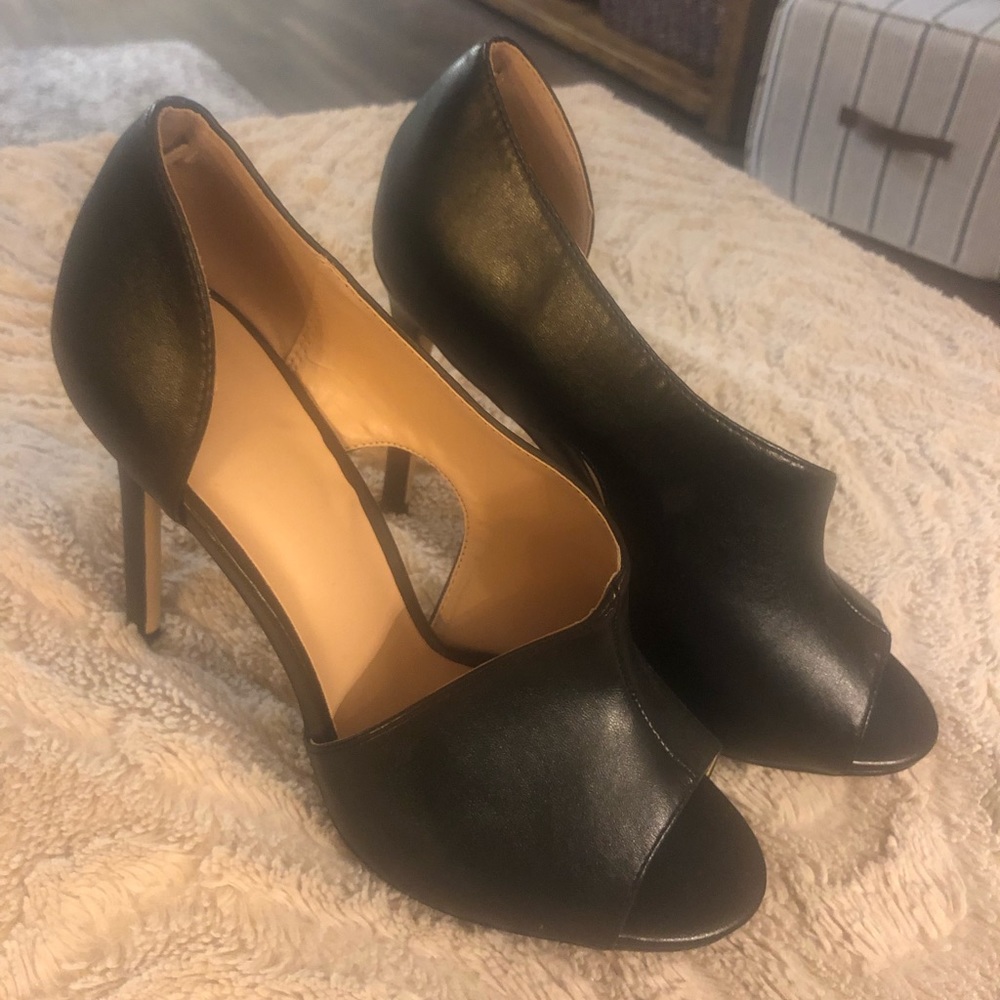 Black bootie heels